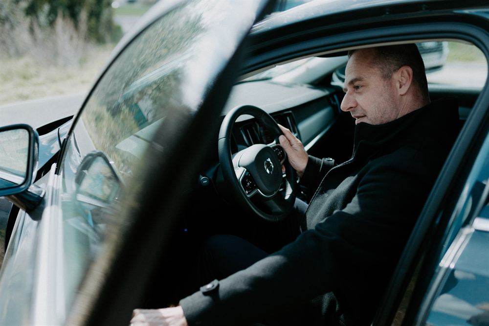 Chauffeur VTC accompagné par Cerfrance Terre d'Allier